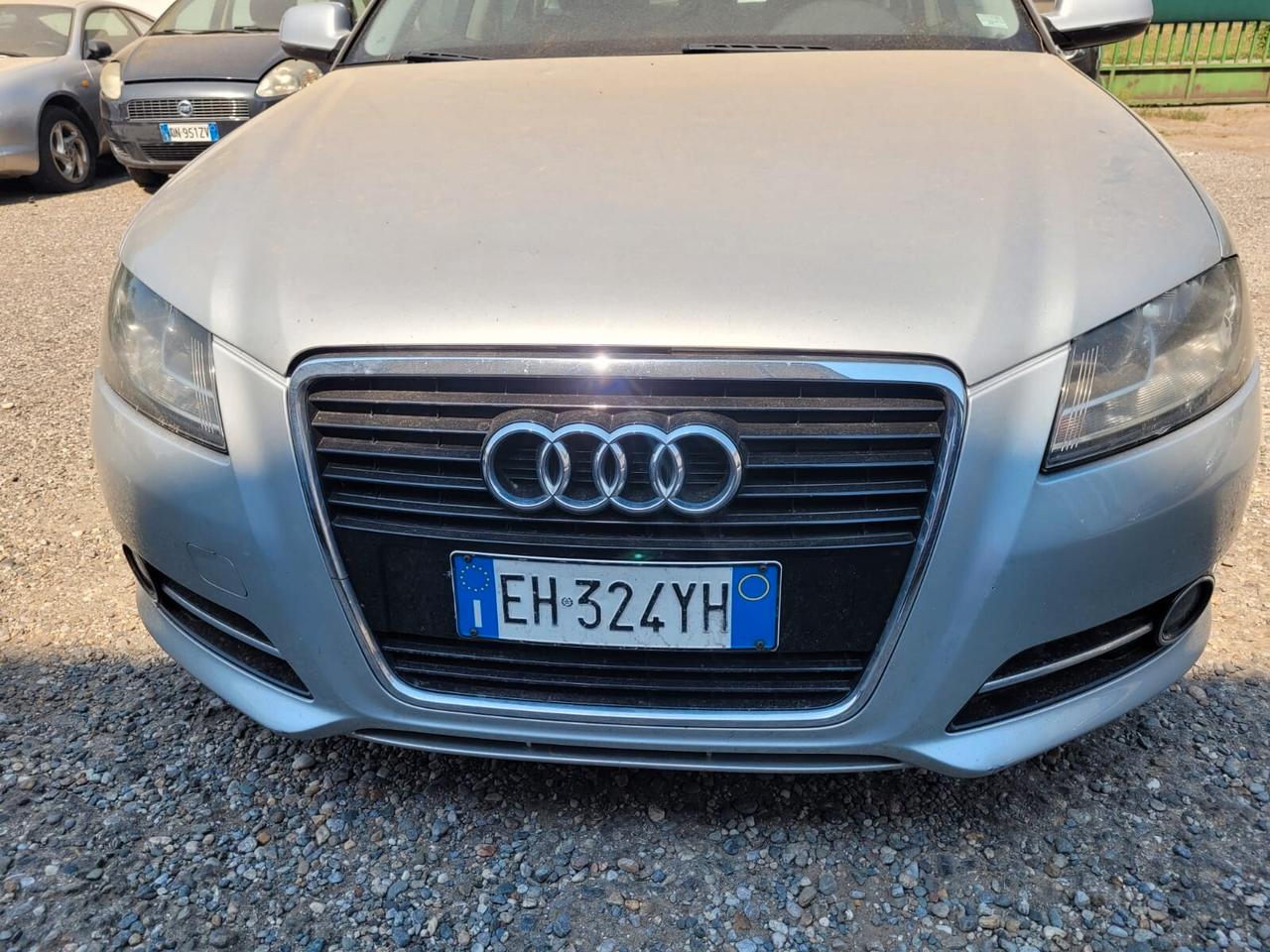 Audi A3 SPB 1.6 TDI 105 CV Fap intasato