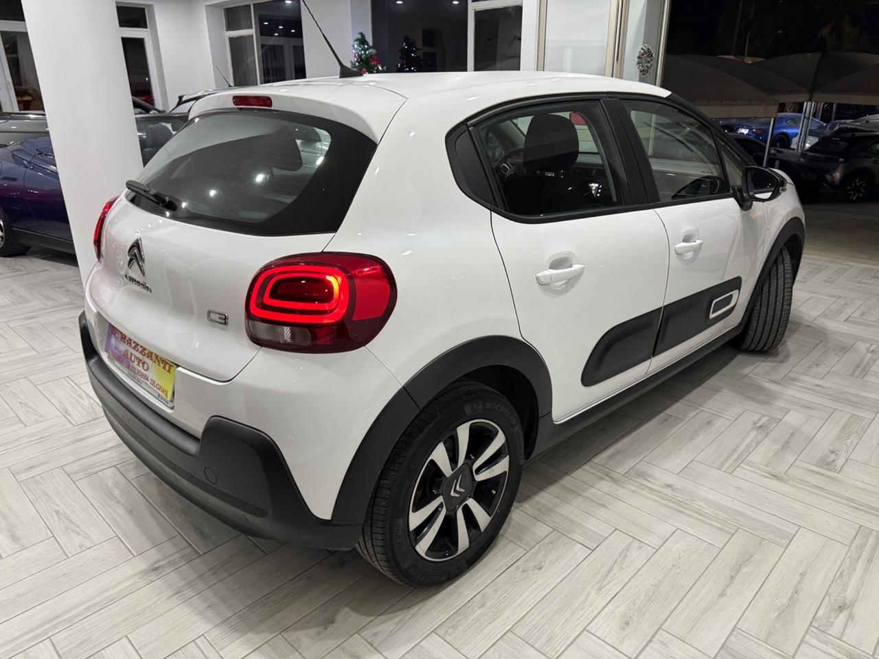 Citroen C3 BlueHDi100CV Shine AIRBUMP FULL LED2022