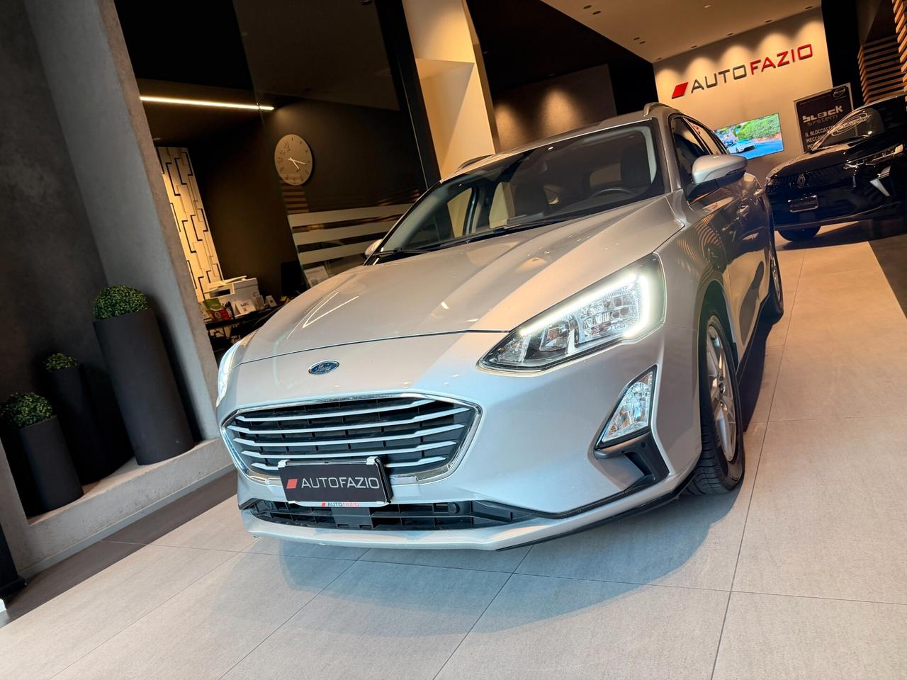 Ford Focus 1.0 EcoBoost Hybrid 125 CV SW Business
