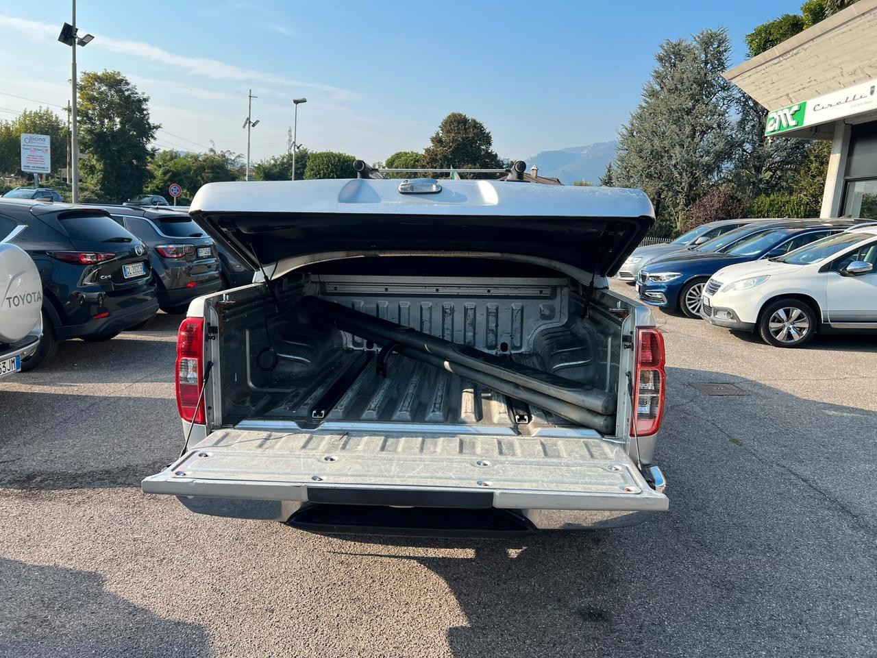 Nissan Navara 2.5 dCi 190CV 4 porte Double Cab Sport