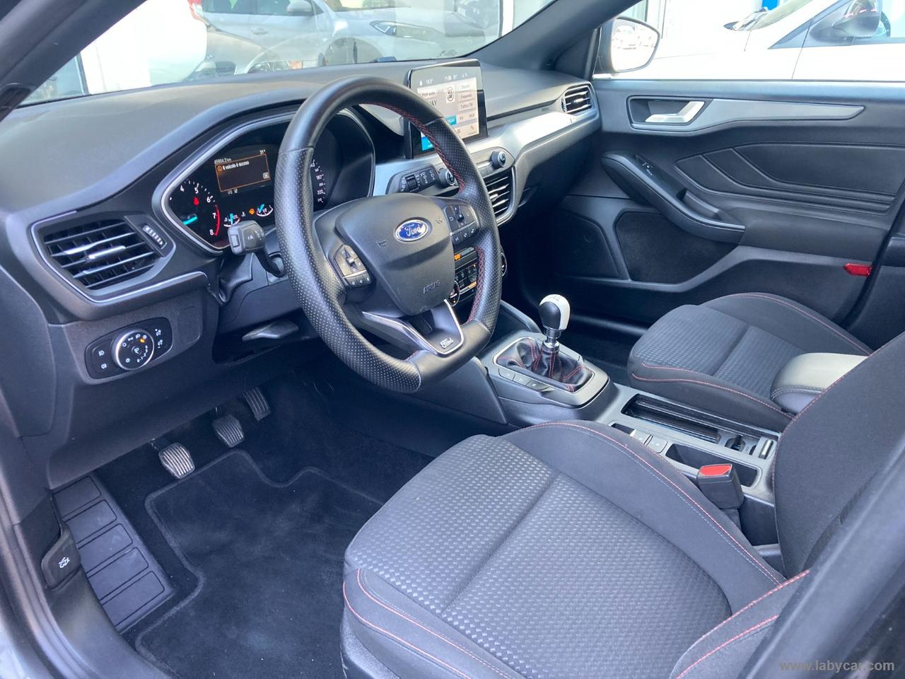 FORD Focus 1.0 EcoBoost 125 5p. ST-LINE