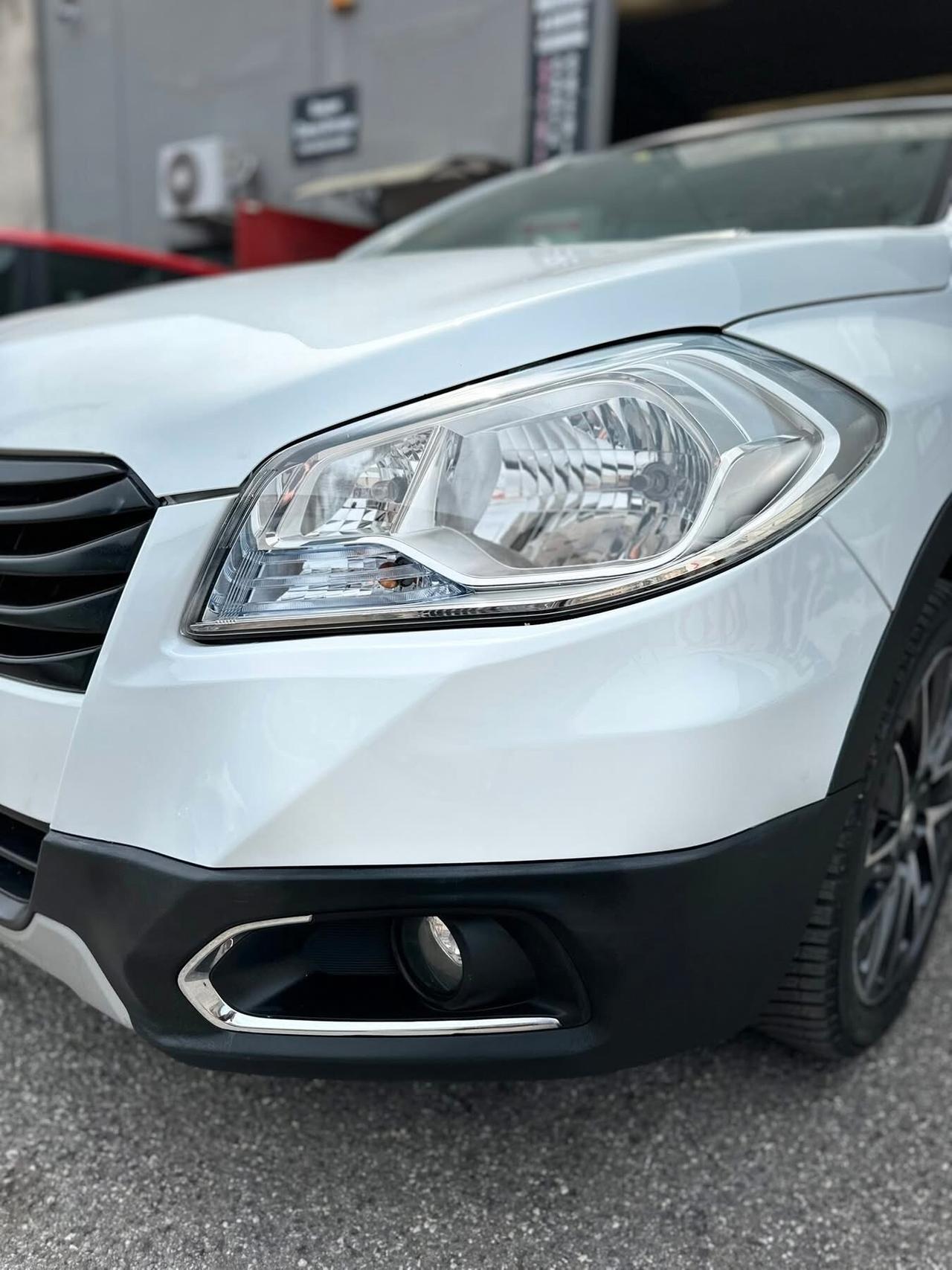 Suzuki SX4 S-Cross 1.6 16V 4WD Outdoor Line Evolution neopatentati