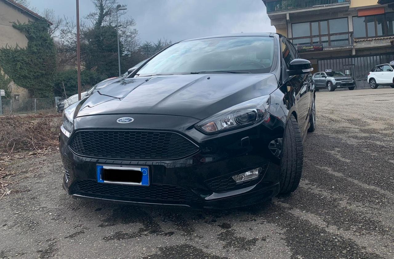 Ford Focus ST Line sport - full optional 159500 km tagliandata in ottimo stato generale