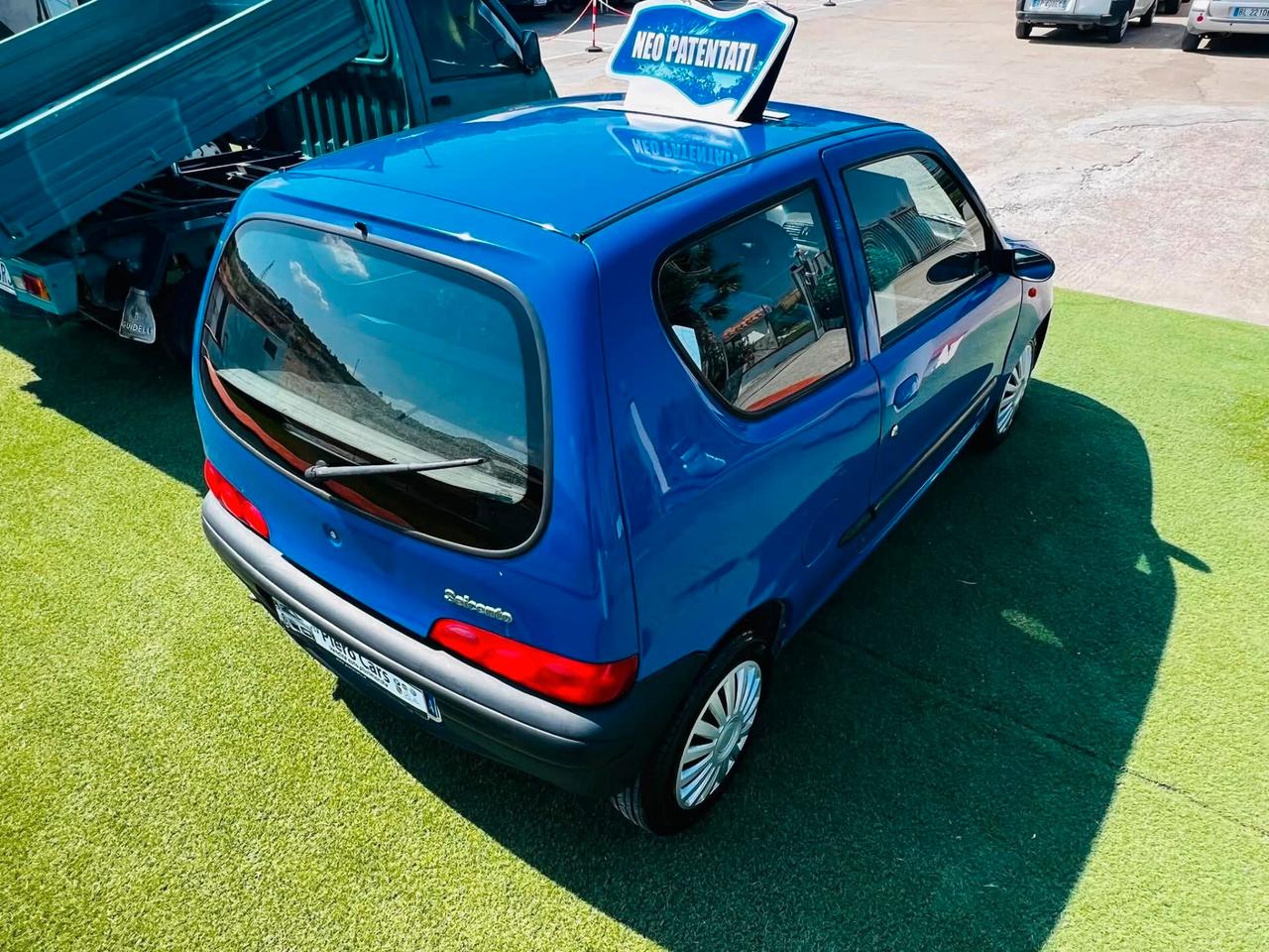 FIAT 600 1.1 BENZINA CON ARIA CONDIZIONATA