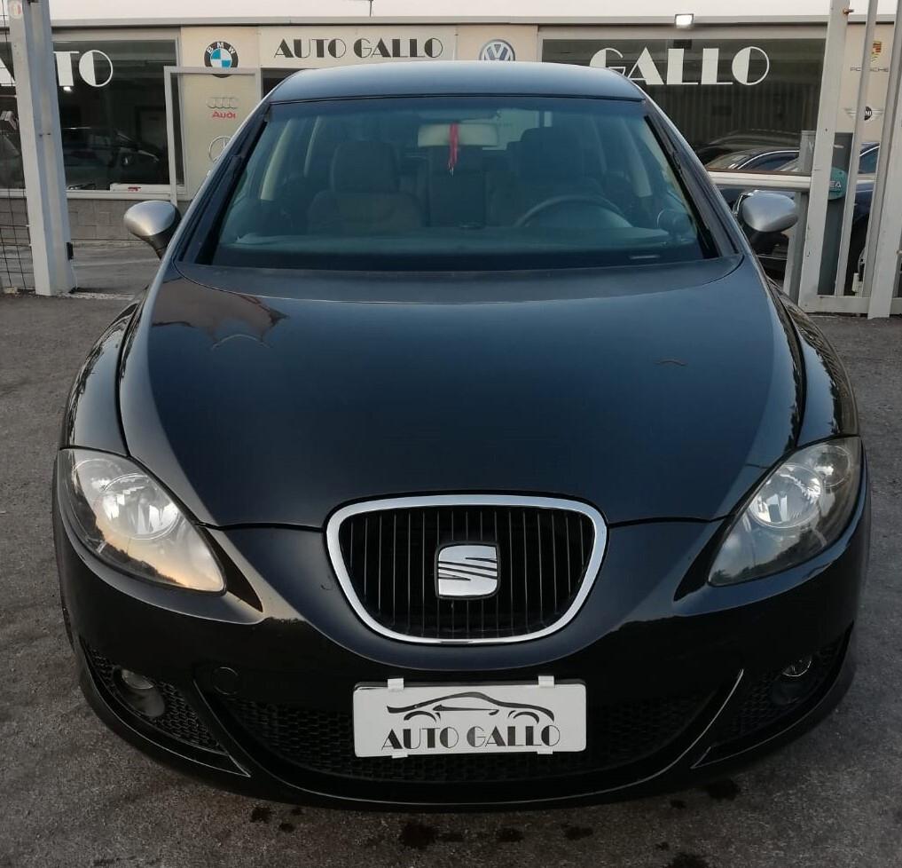 Seat Leon 2.0 16V TDI Stylance AUTO GALLO Francofonte