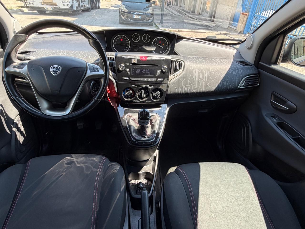 Lancia Ypsilon 0.9 TwinAir 85 CV 5 porte S&S Elefantino