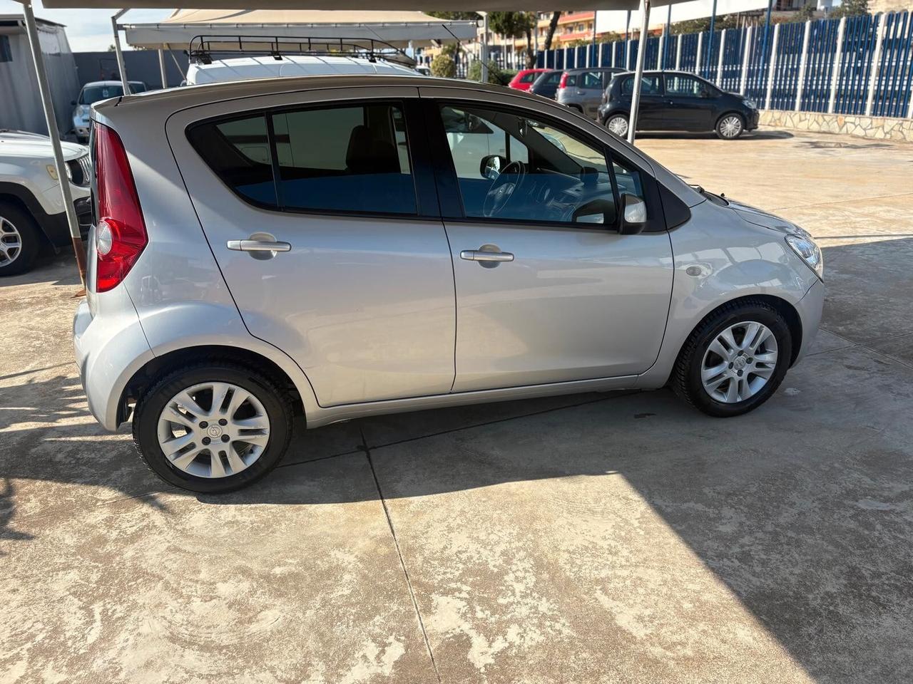 Opel Agila 1.2 16V 94CV Enjoy cambio automatico