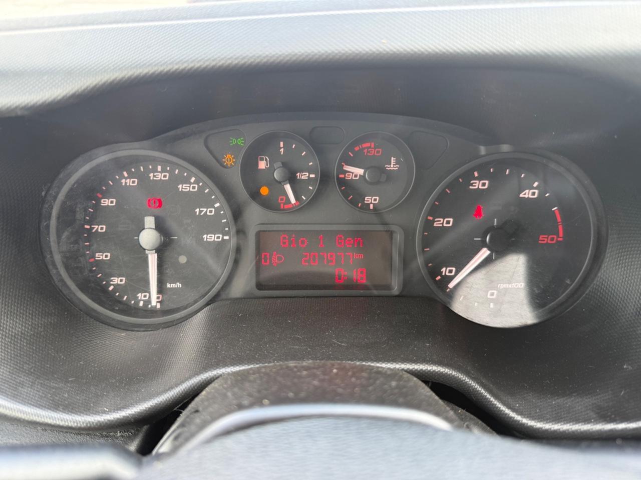 Iveco Daily 35-140 2.3D 136CV Iva Compresa