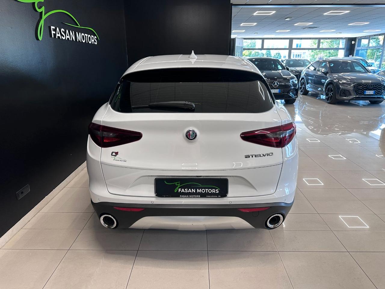 Alfa Romeo Stelvio 2.2 t Executive Q4 210cv auto my19