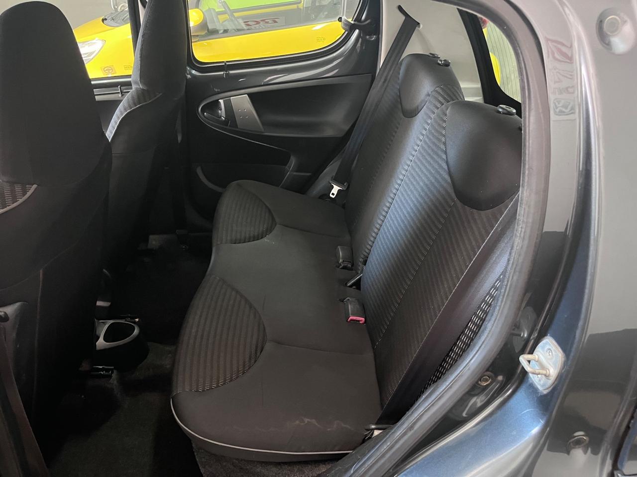Peugeot 107 1.0 68CV 5p optional 2012