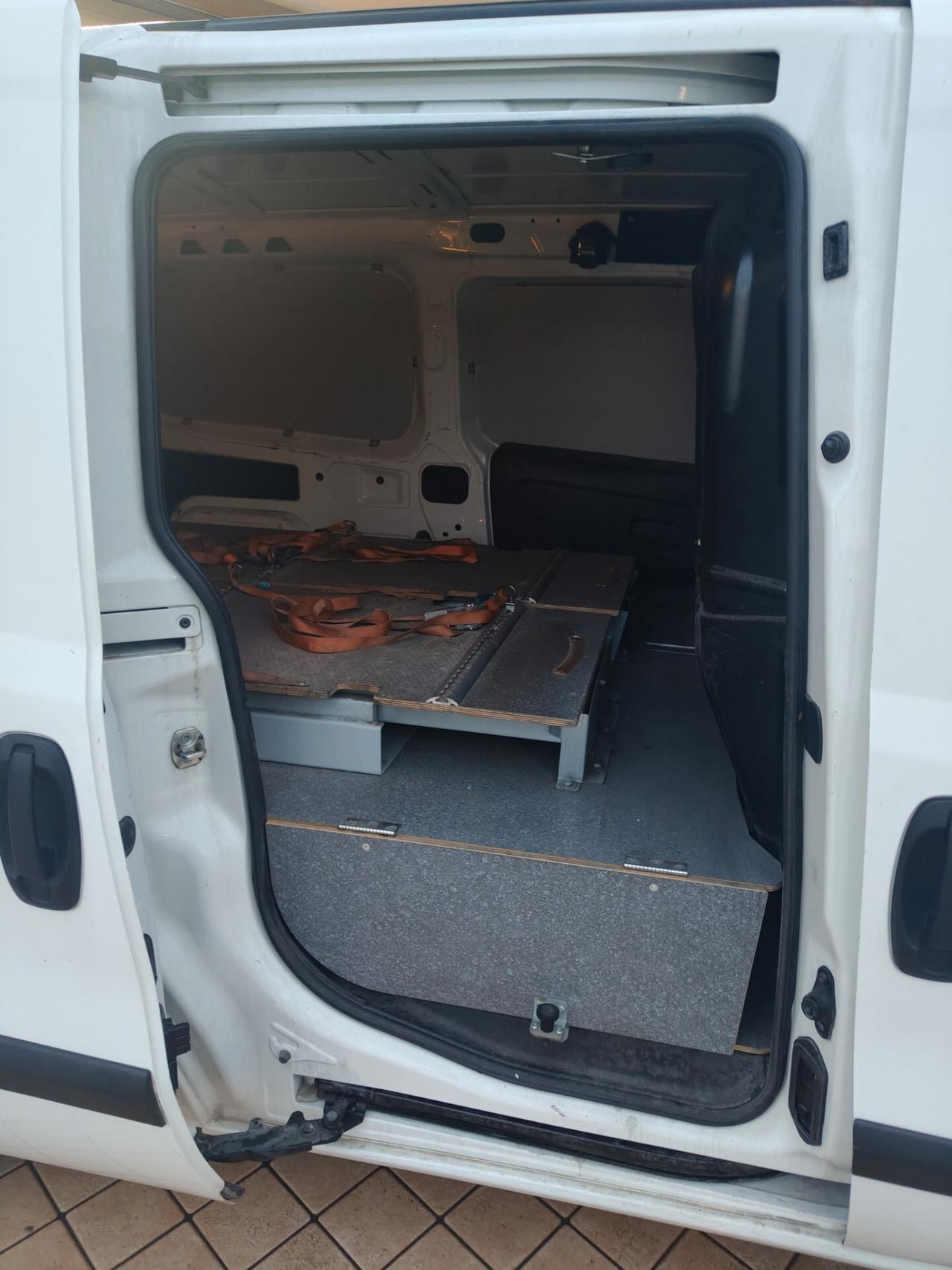 Fiat Doblo Doblò 1.6 MJT 105CV PL-TN Cargo Maxi Lamierato SX