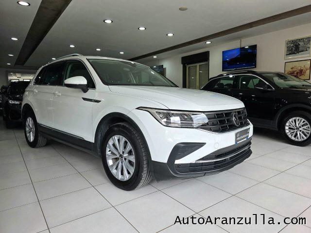VOLKSWAGEN Tiguan 2.0 TDI 150CV SCR DSG Life - Fari Led
