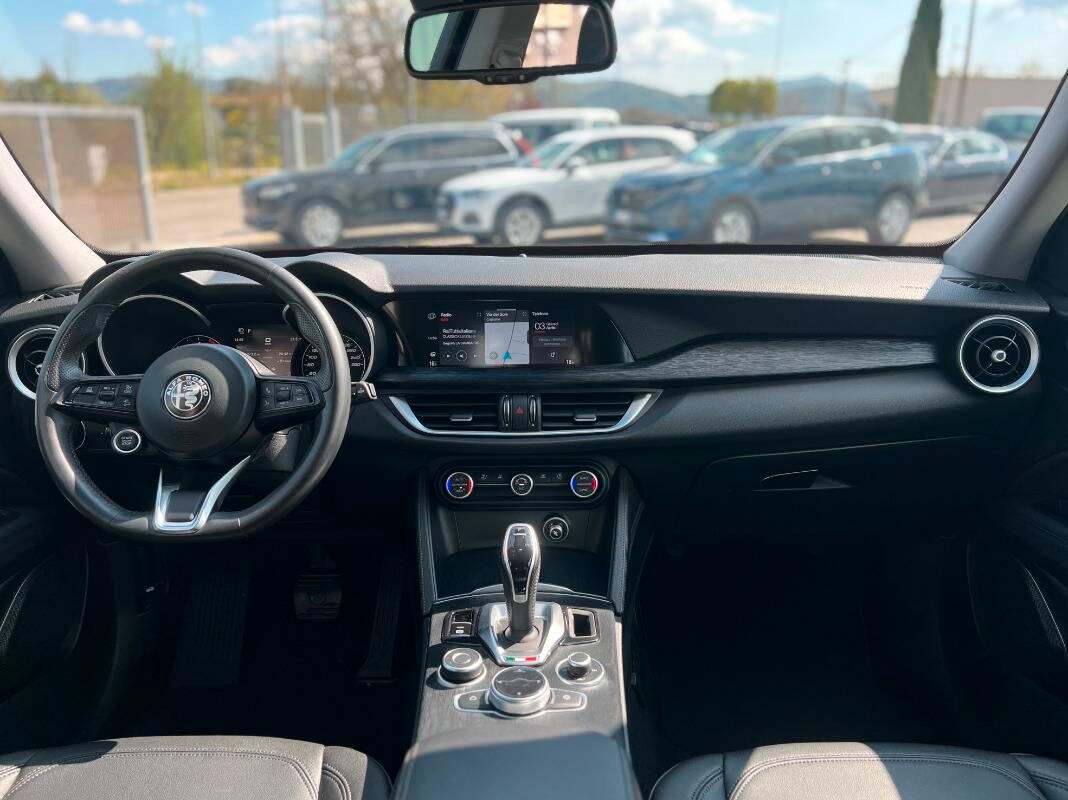 Alfa Romeo Stelvio 2.2 t Executive Q4 190cv auto