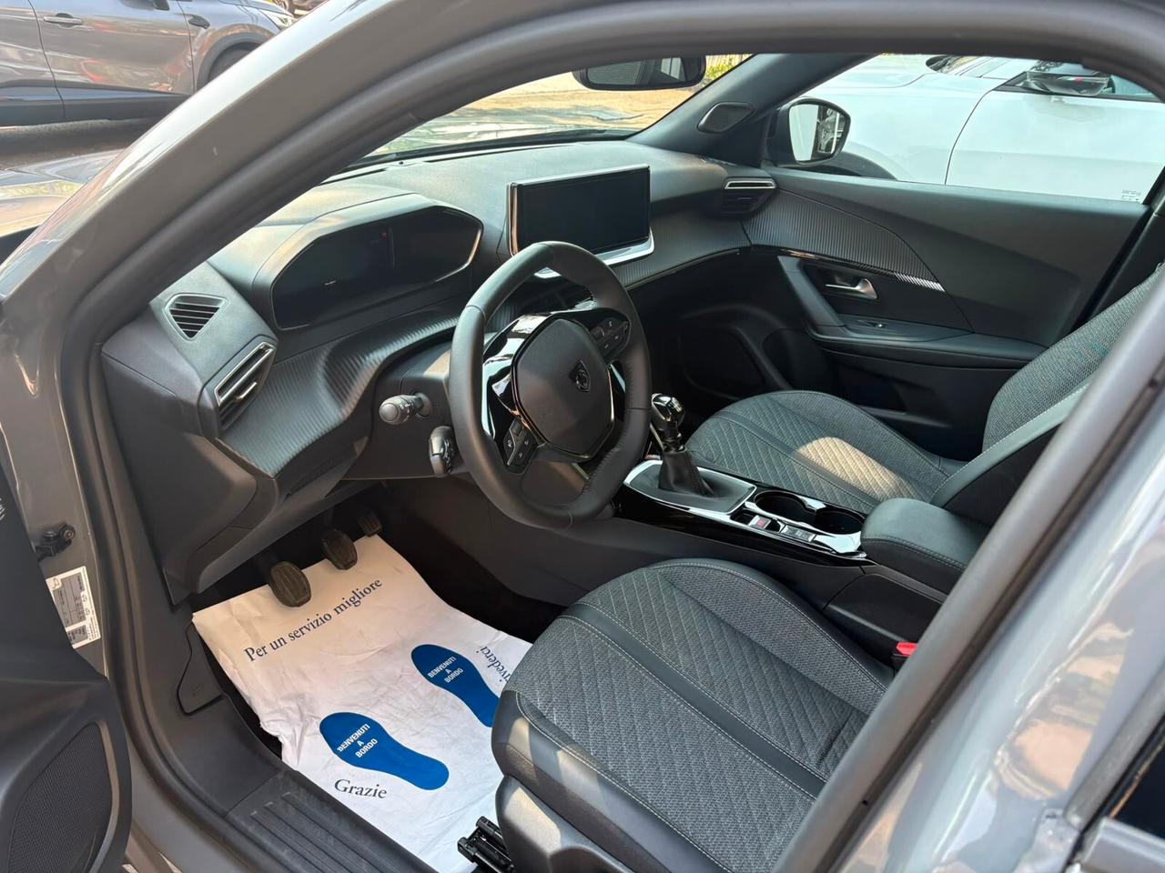 Peugeot 2008 PureTech 100 S&S Allure