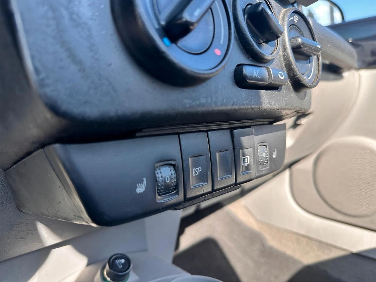 Volkswagen New Beetle 1.9 TDI 105CV Cabrio