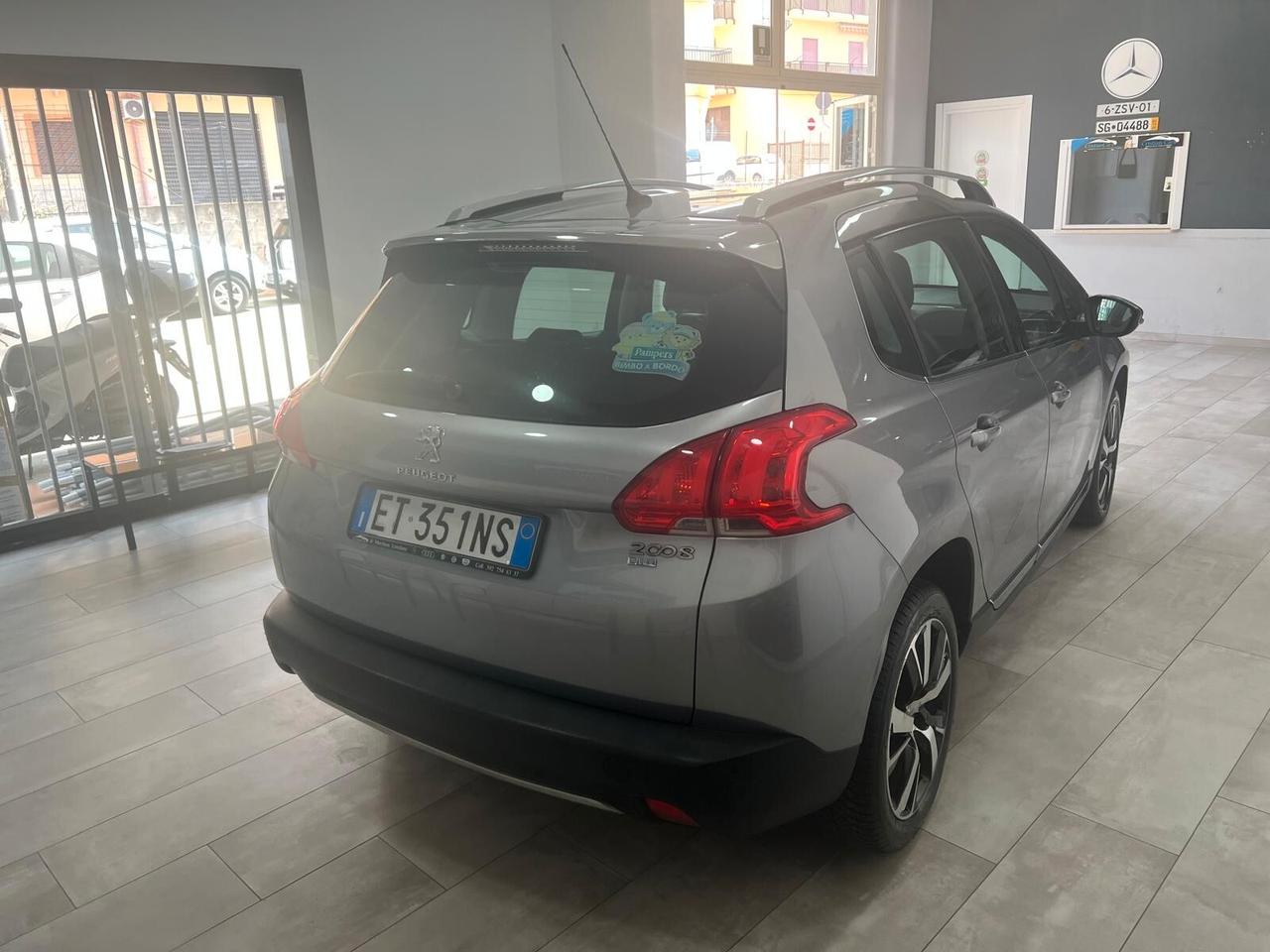 Peugeot 2008 1.6 e-HDi 115 CV Stop&Start Allure