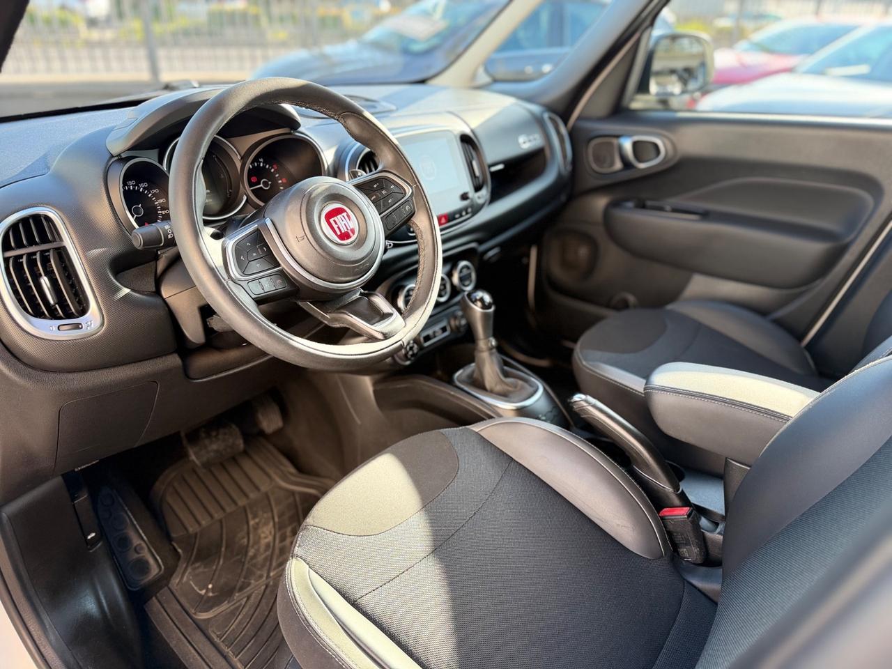 Fiat 500L 1.3 Multijet 95 CV Dualogic Cross AUTOMATICA PARI AL NUOVO