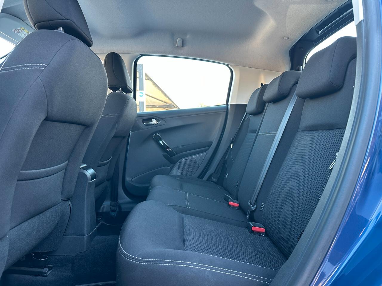 PEUGEOT 208 1.6 BlueHDi 75 5 porte Allure