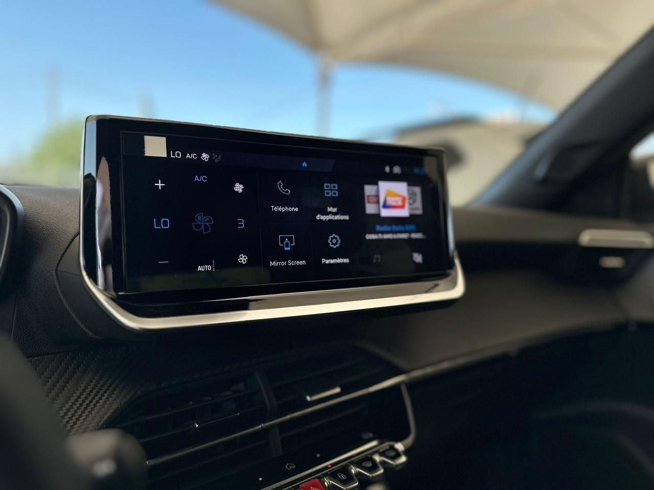 Peugeot 2008 Hybrid 145 e-DCS6 Allure