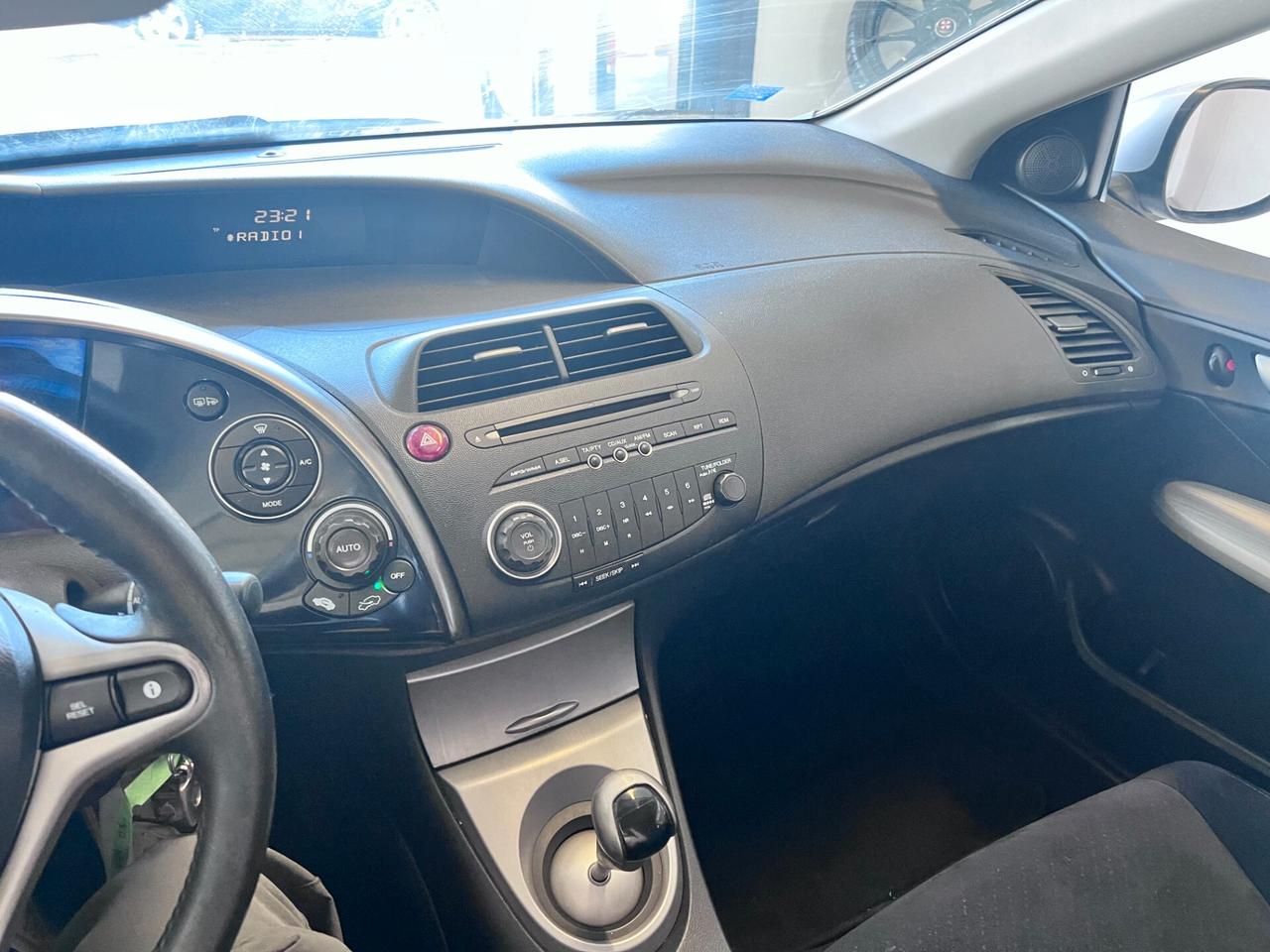 Honda Civic 1.4 i-DSi 5p. Sport