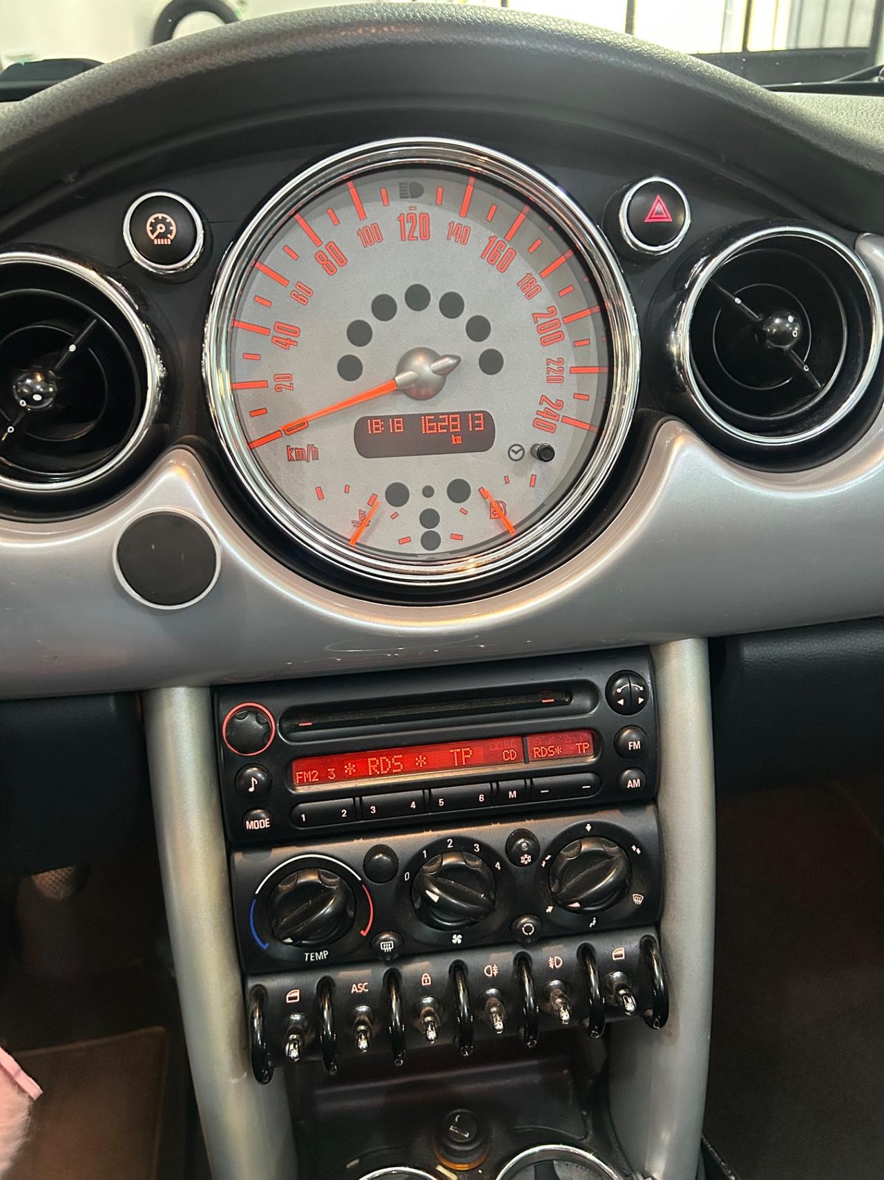 Mini 1.6 16V One Cabrio edition NEOPATENTATI
