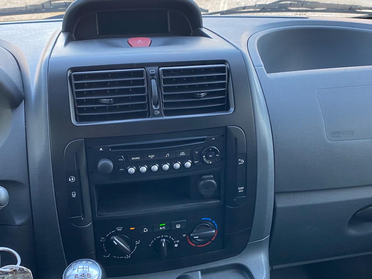 Citroen Jumpy 2.0 HDI 9 Posti 2014