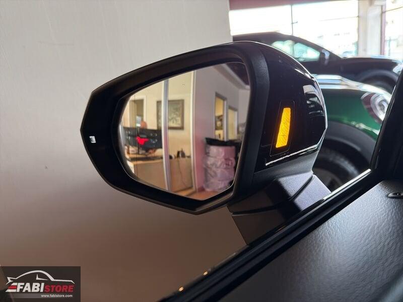Audi Q3 SportBack 35 TFSI S-Tronic S-Line Identity Black - PARI AL NUOVO