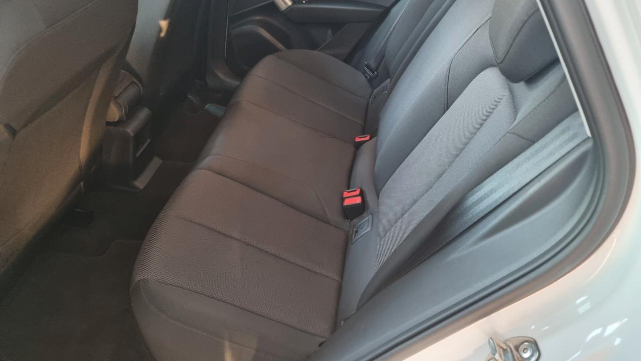 Audi Q2 30 TDI Business Advanced