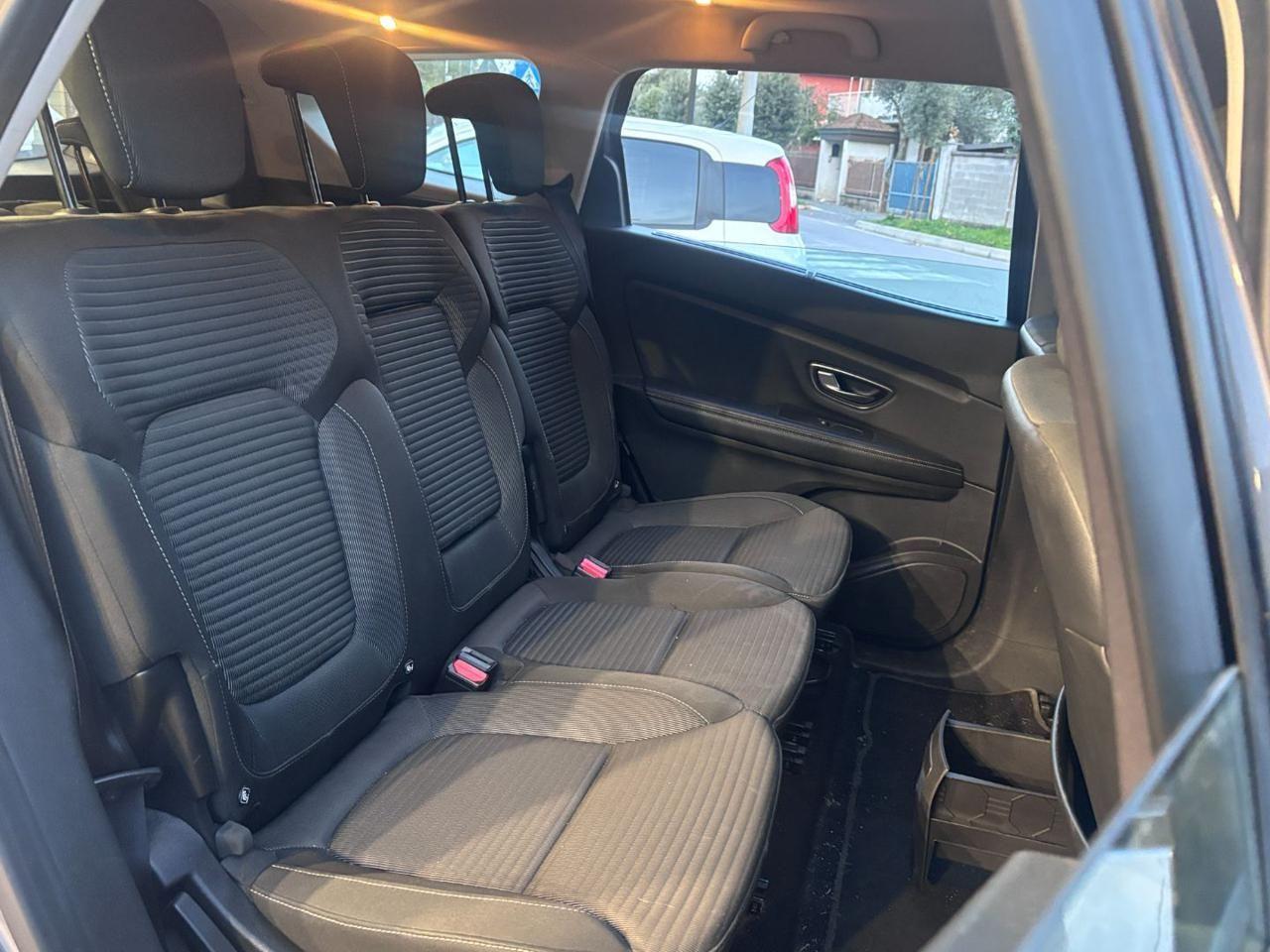 RENAULT Grand Scenic Blue dCi 120 CV Sport Edition 7 POSTI