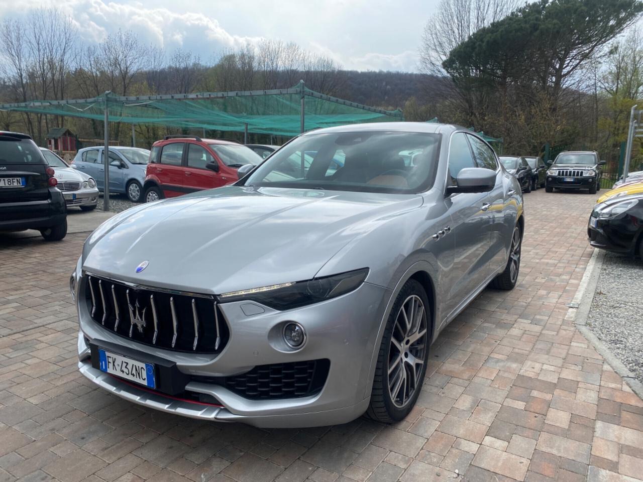 Maserati Levante V6 Diesel 275 CV AWD