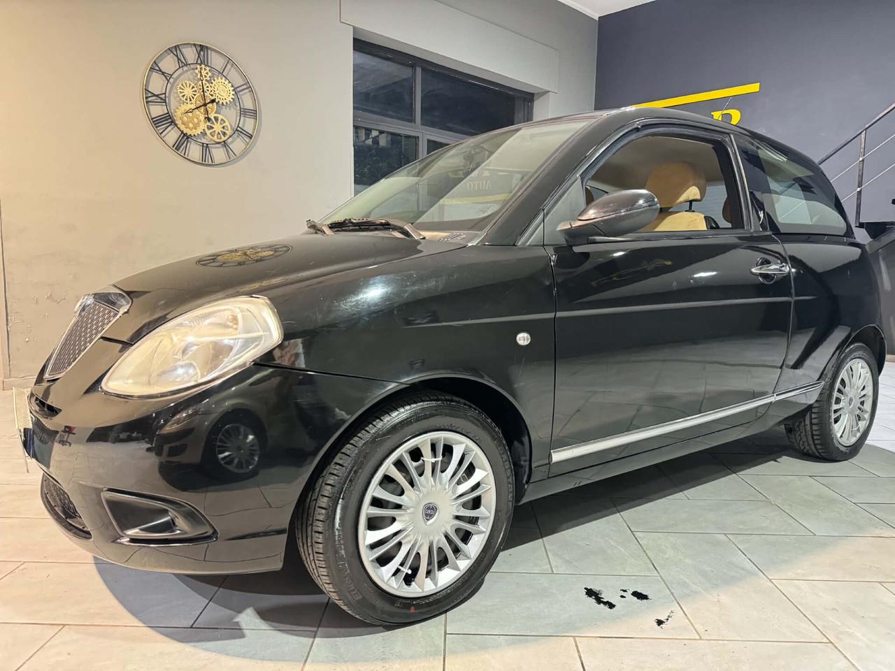 Lancia Ypsilon 1.3 MJT 75 CV Oro GARANZIA12MESI