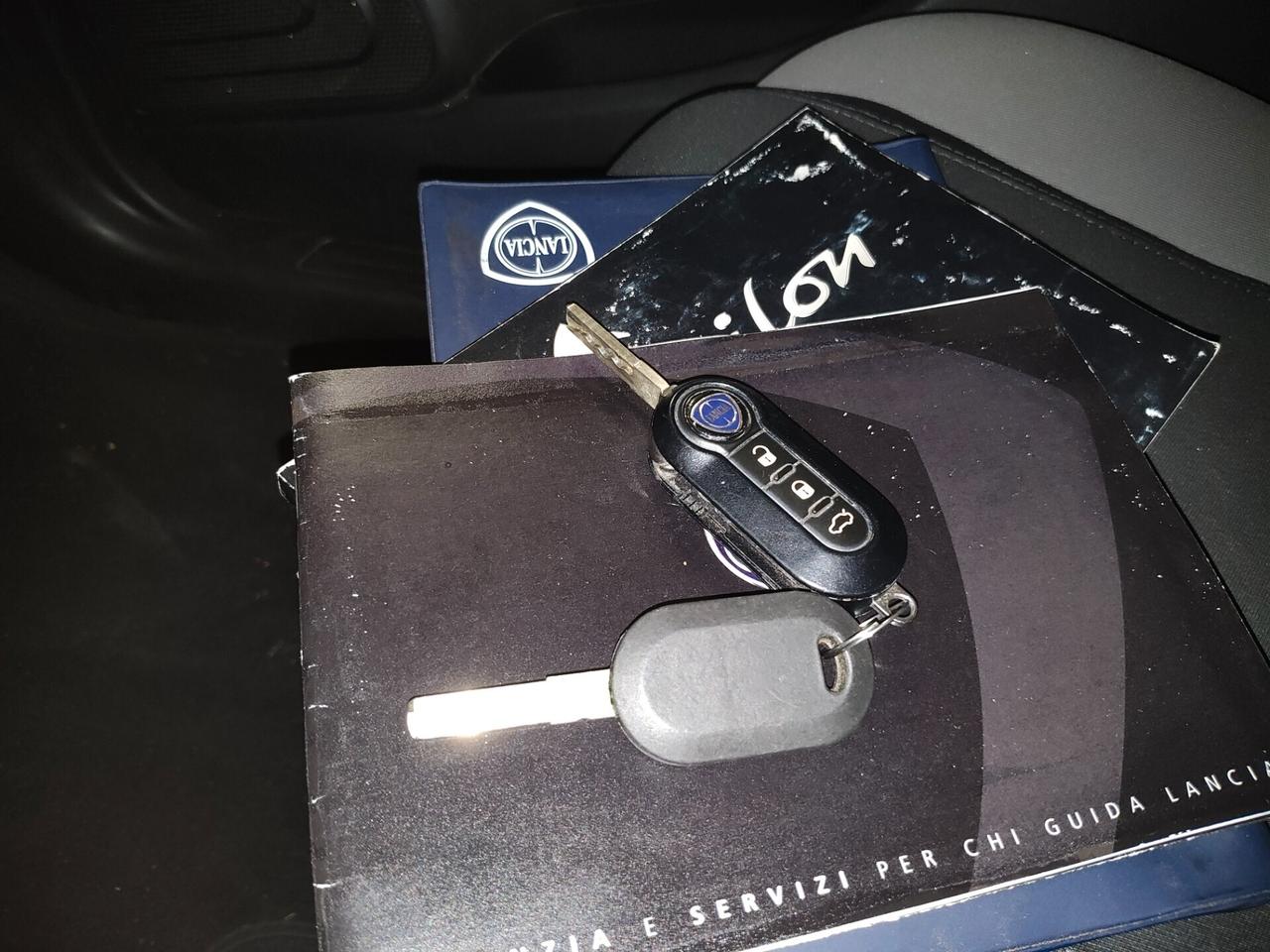 LANCIA YPSILON 1.2 NEOPATENTATI