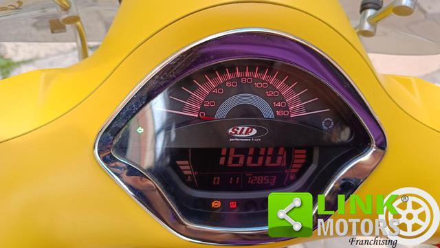 PIAGGIO Vespa GTS 300 Super Sport