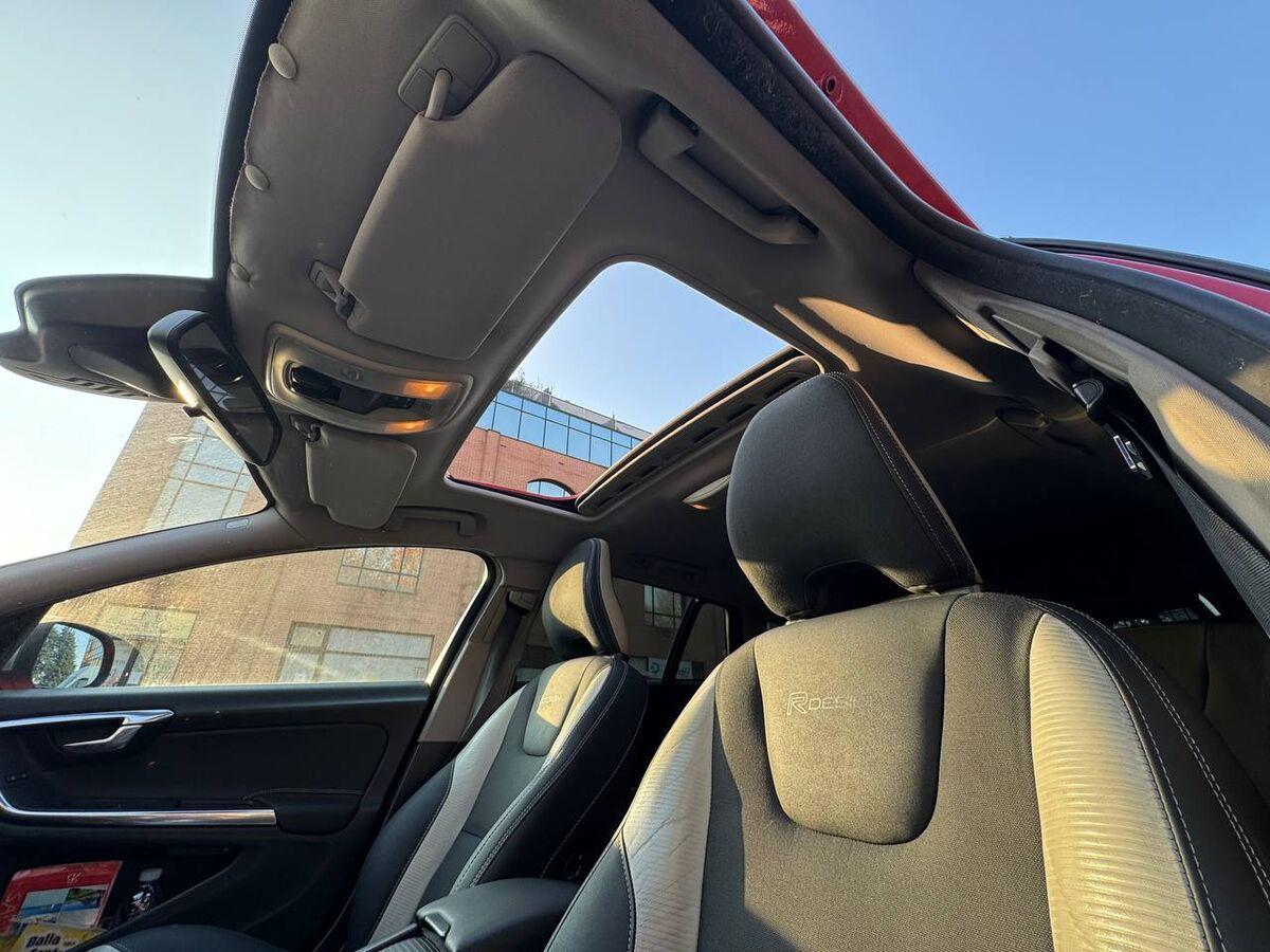 Volvo V60 2.0 d4 ved (d3) R-design geartronic