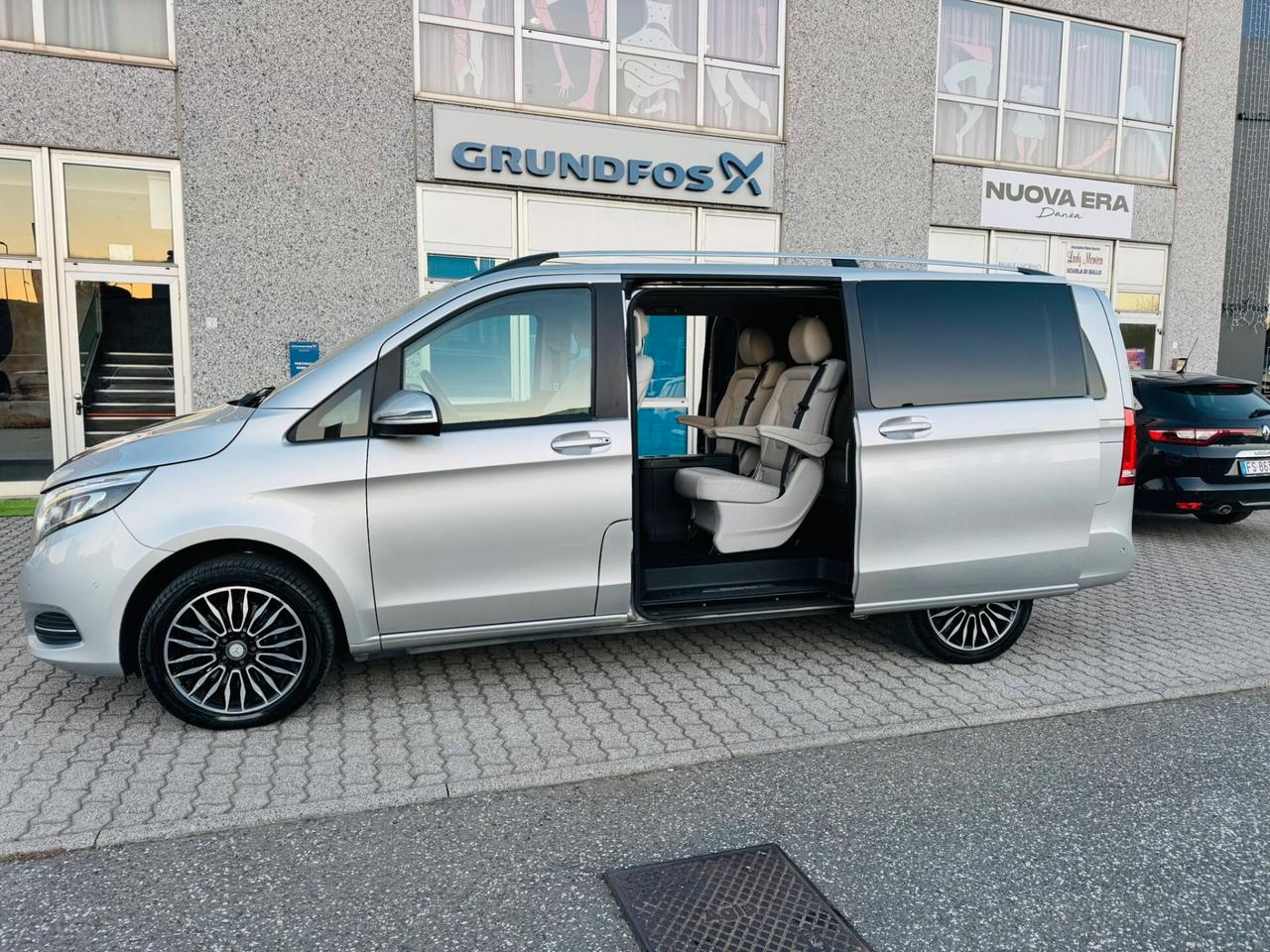 Mercedes-benz V 250 4 matic *motore sostituito 150.000km 7 posti € 19.500+ IVA