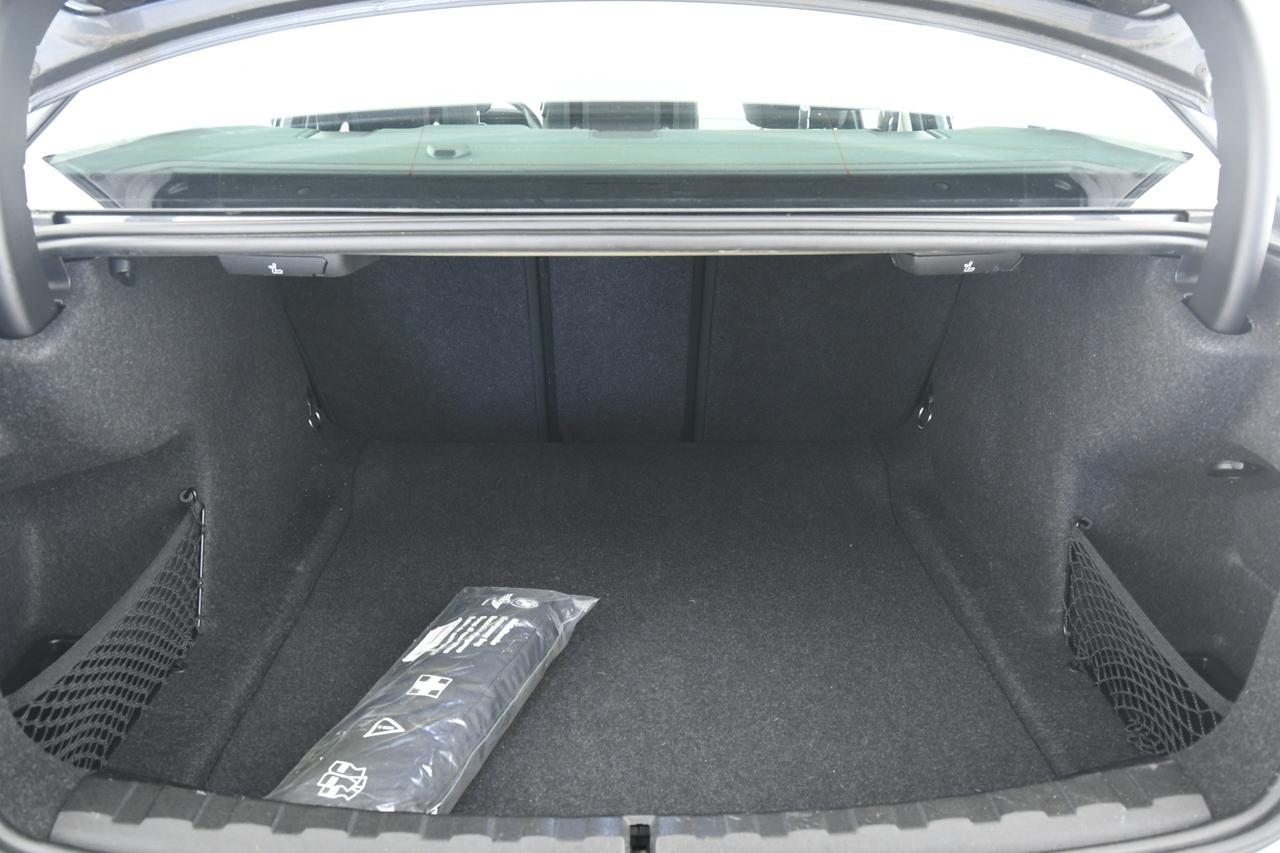 BMW 320d mhev 48V xdrive Business Advantage auto APP CONNECT+LED