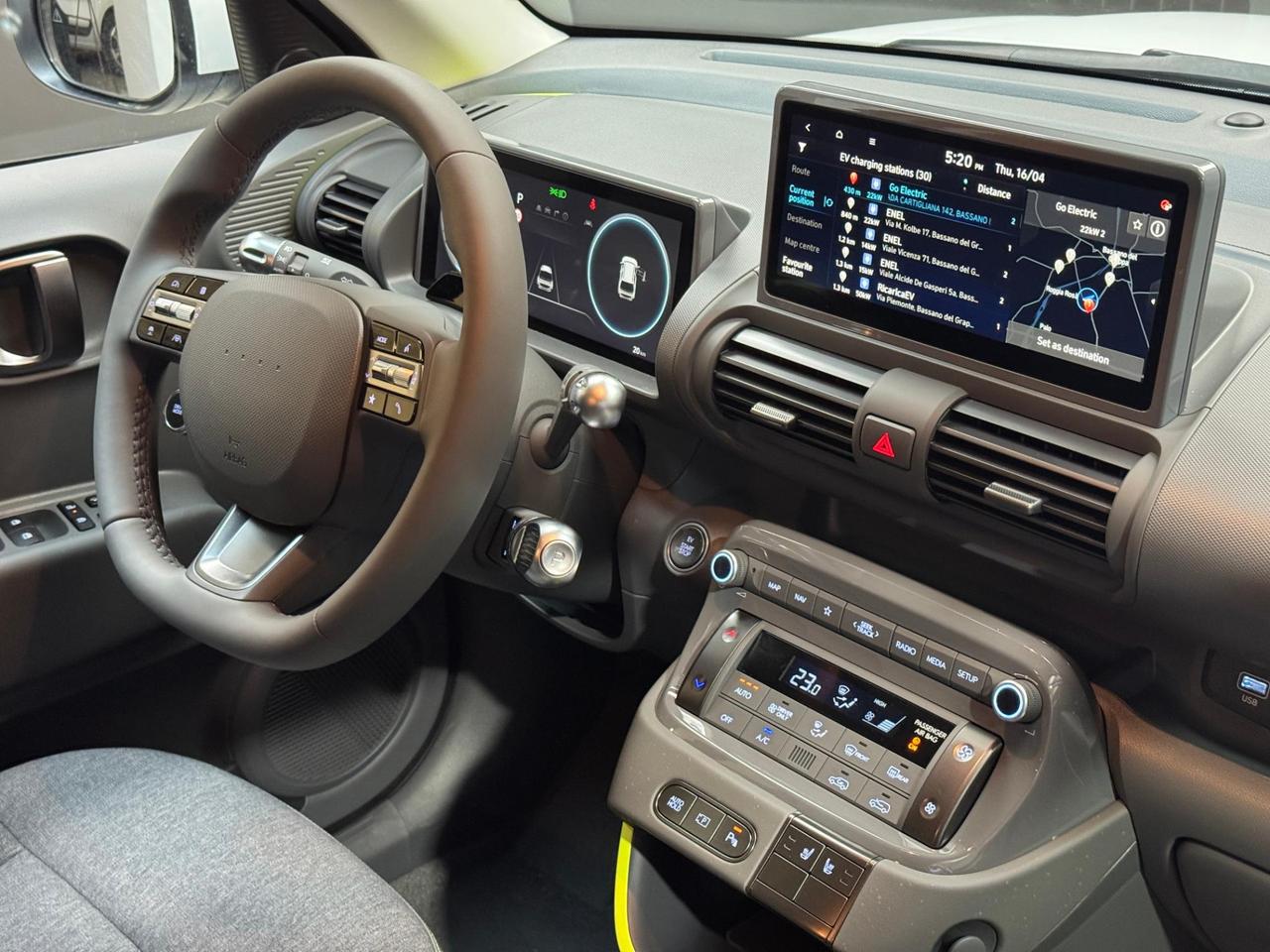 Hyundai Inster Cross 49kWh