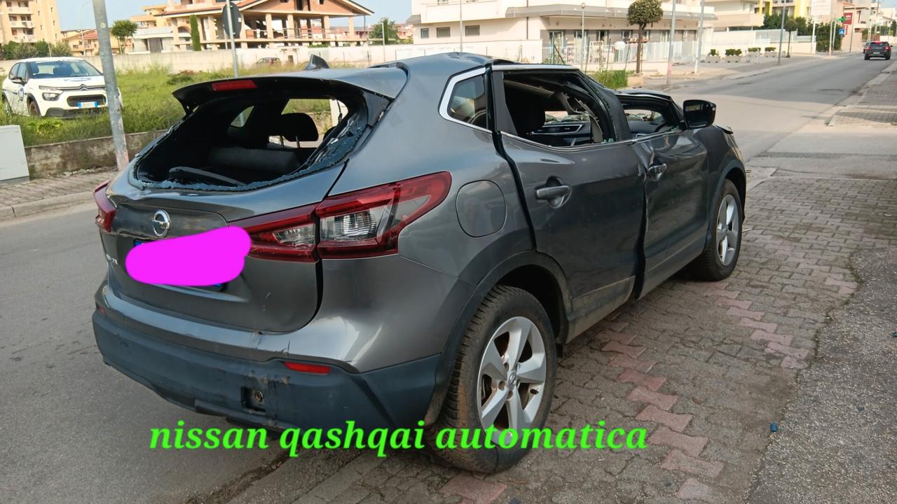 Nissan qashqai incidentata sinistrata mondialcars km 88.000