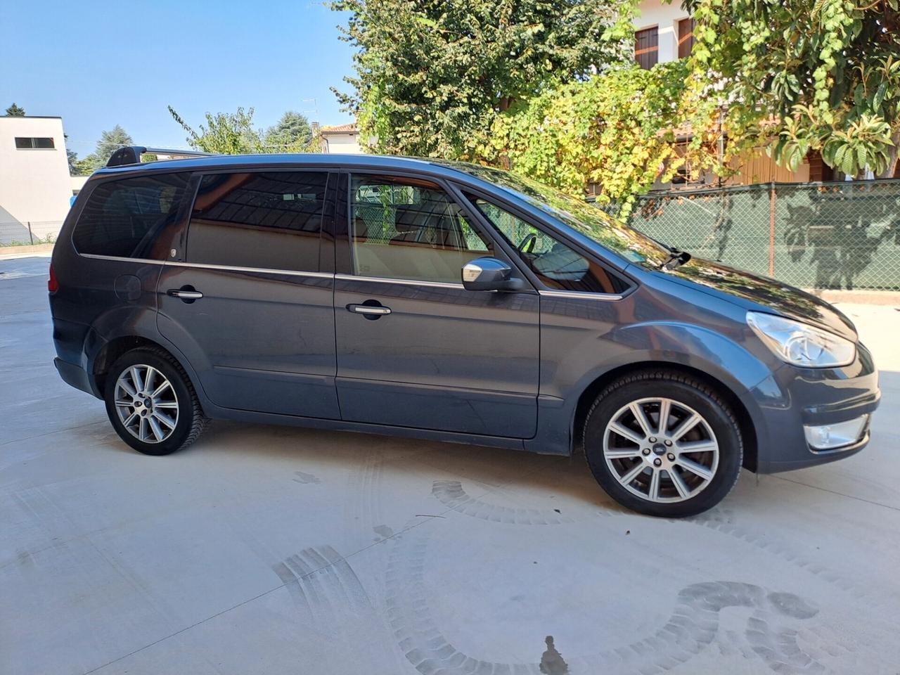 Ford Galaxy 2.0 TDCi 140 CV Ghia 7 posti