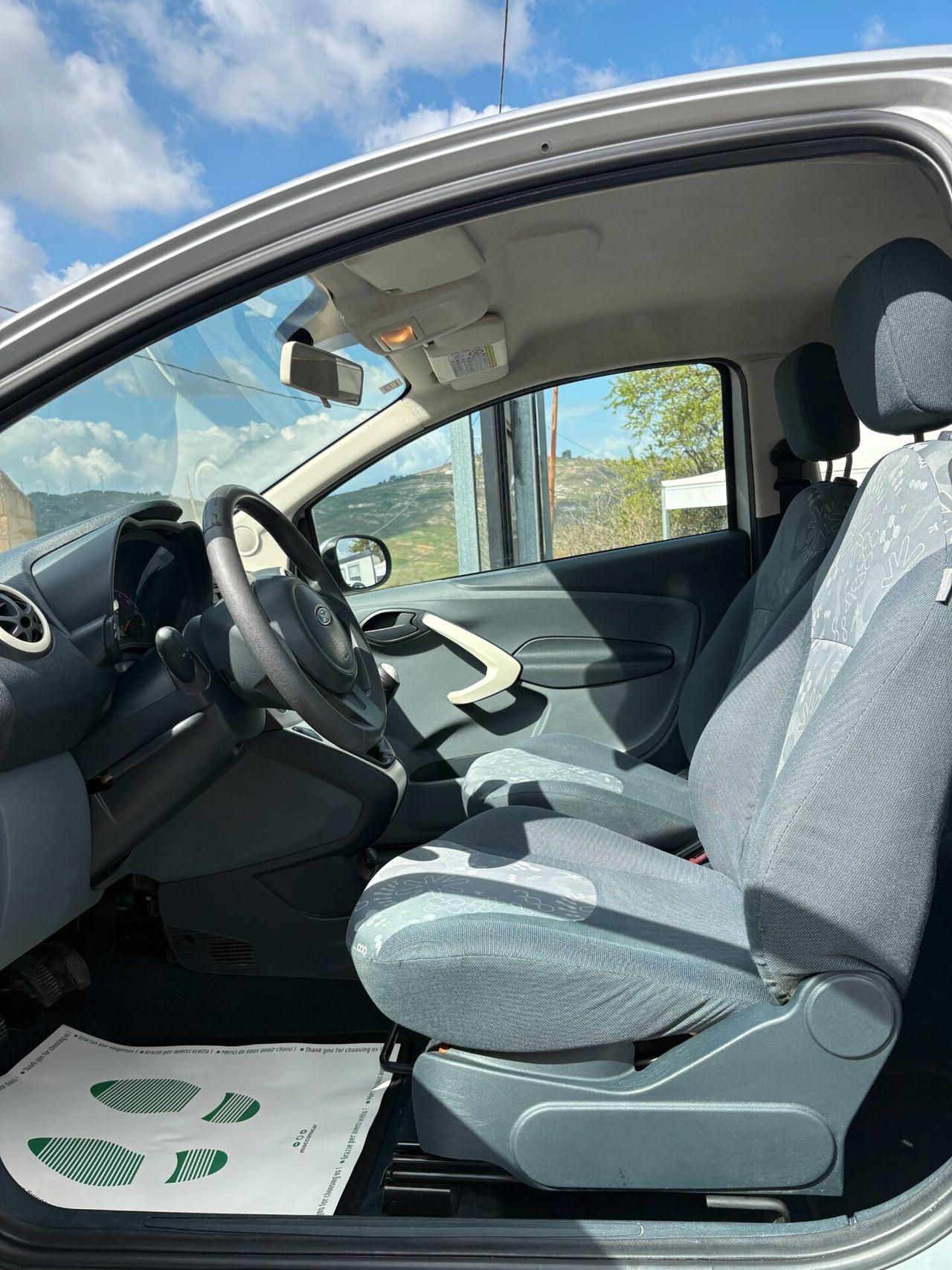 Ford Ka 1.3 TDCi 75CV Titanium