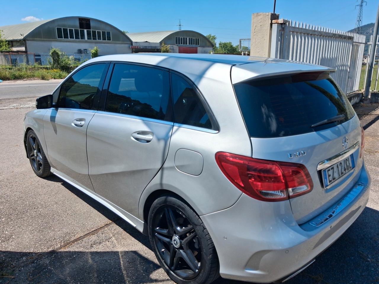 Mercedes-benz B 180 109cv amg line