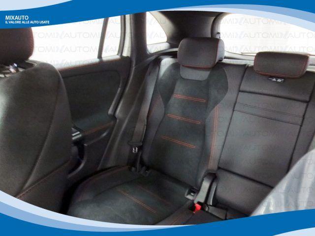 MERCEDES-BENZ GLA 200 D Automatic AMG Line Premium EU6 KM Ø