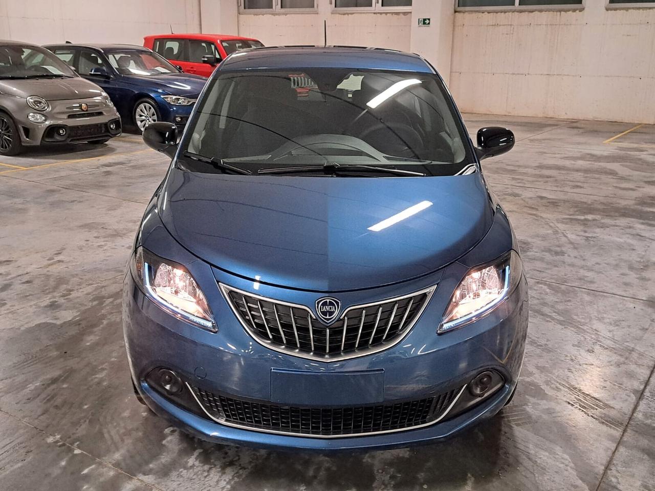 Lancia Ypsilon 1.0 FireFly Hybrid Platino MY'24 Km. 0 (GT621KA)