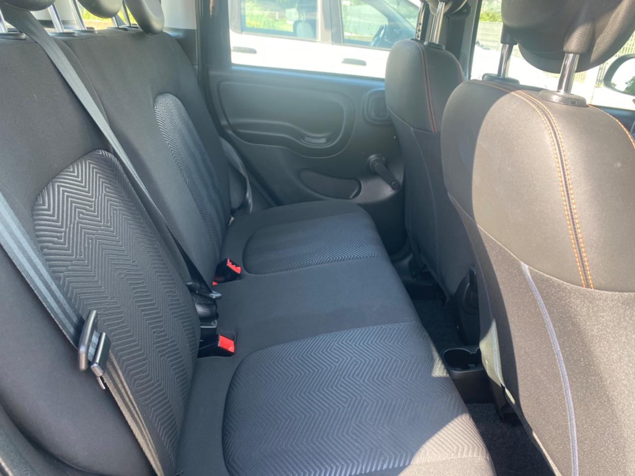 Fiat Panda 1.0 FireFly S&S Hybrid Garmin Edition