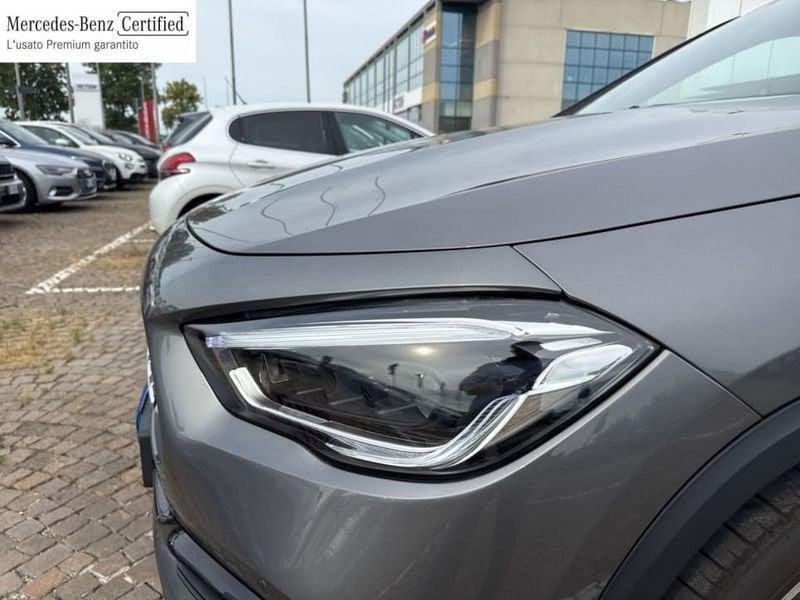 Mercedes-Benz GLA 200 D PREMIUM AUTO