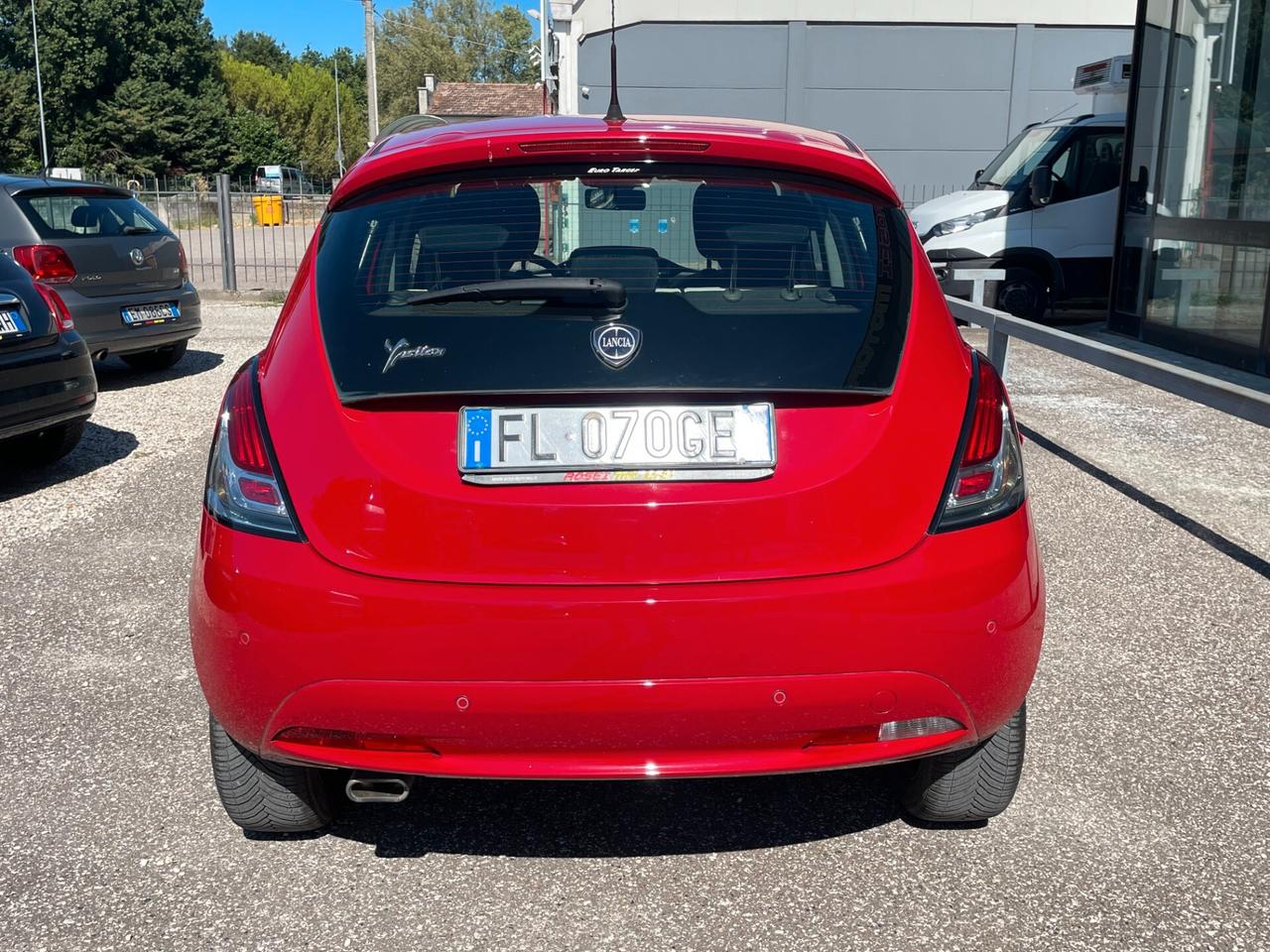 Lancia Ypsilon 1.2 69 CV 5 porte GPL Ecochic Silver X NEOPATENTATI