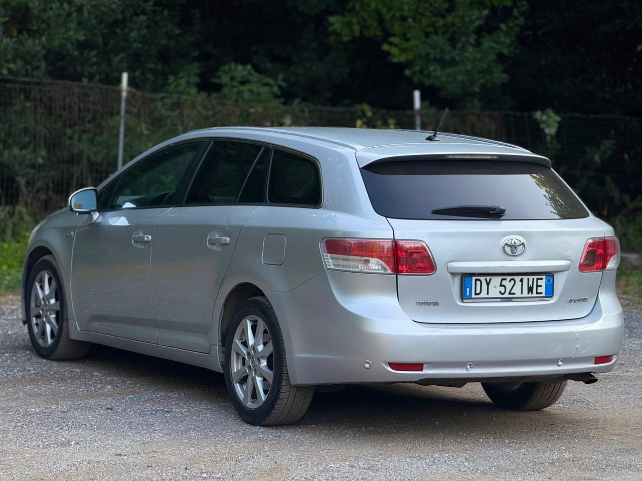 Toyota Avensis 2.2 D-Cat aut. Wagon Executive