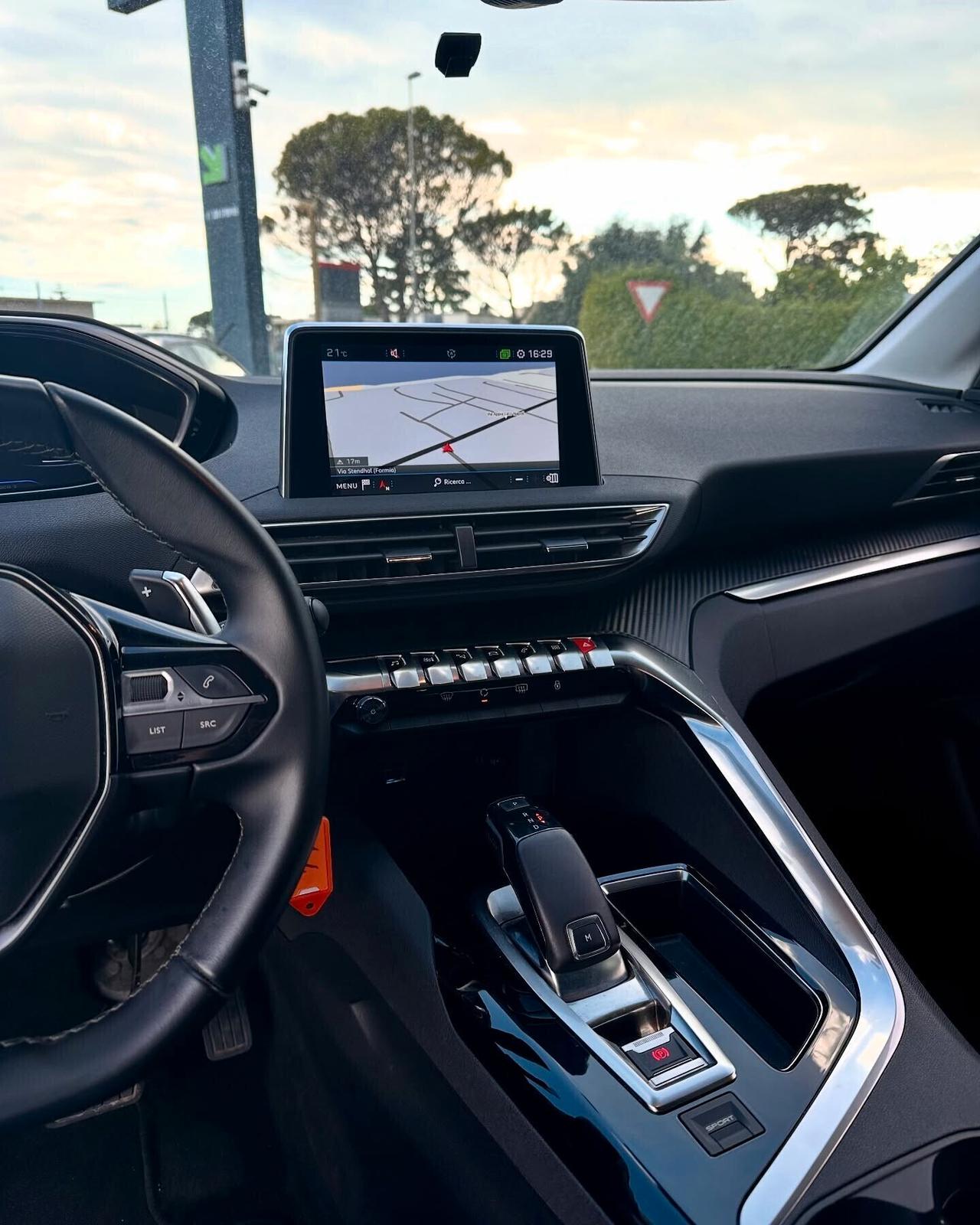 Peugeot 3008 BlueHDi 130 S&S Business