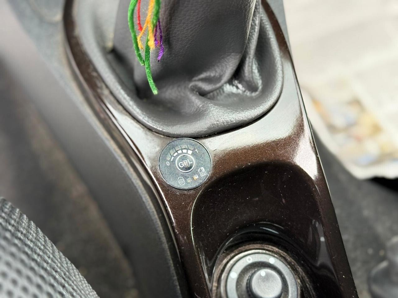 Dacia Duster 1.6 110CV GPL 2012