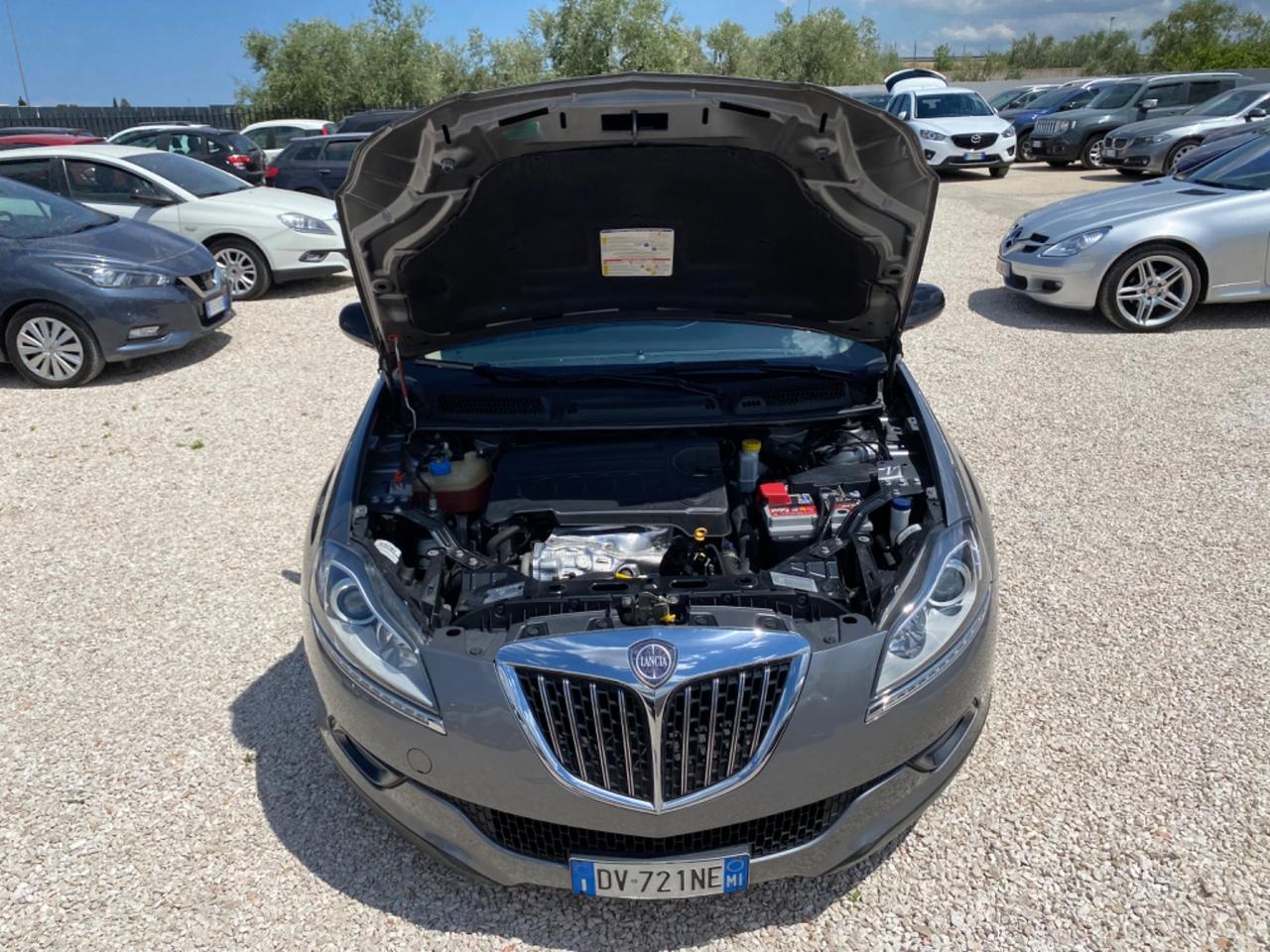 Lancia Delta 1.6 MJT DPF Platino